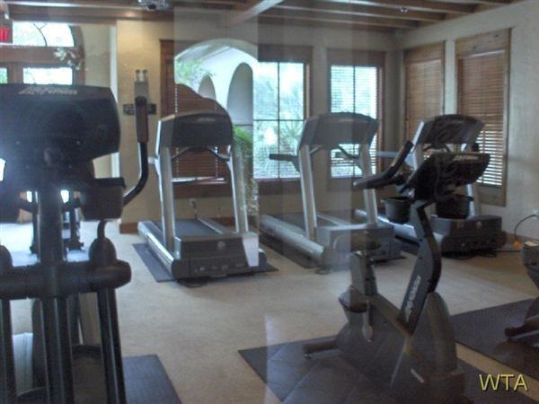 Highway 281 and Henderson Pass Apartments in Hill Country Village, Hill