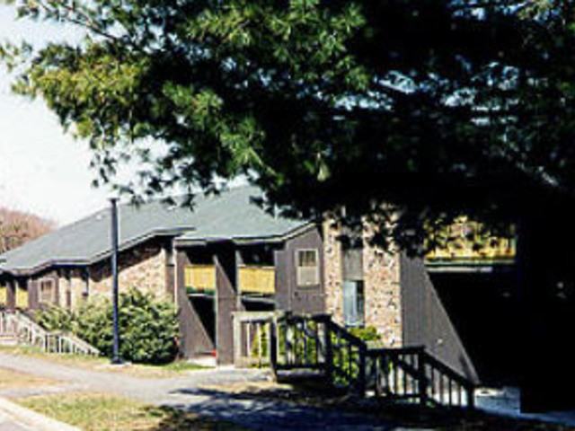 Forest Acres/Evergreen Associates Apartments 28 Forest Acres Dr