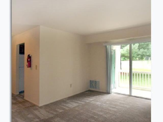 Woodmere Apartments 2135 W County Line Rd, Jackson, NJ 08527 Zumper