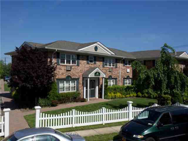 Fairfield Station At Deer Park Apartments 801 Long Island Ave, Deer Park, NY 11729 Zumper