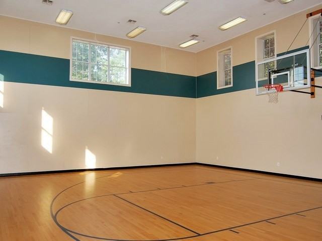 eaves Trumbull Apartments 100 Avalon Gates, Bridgeport, CT 06611 Zumper