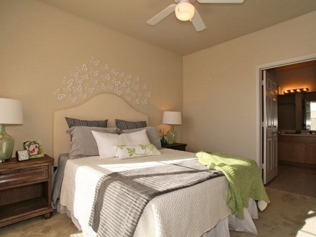 The Villas at Zaragosa Apartments 1640 N Zaragoza Rd, El Paso, TX