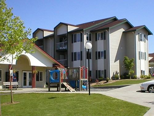 Larkin Place Luxury Apartment Homes in Bellingham, WA Apartments