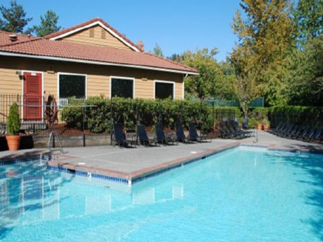 Taluswood Apartments 4208 236th St SW, Mountlake Terrace, WA 98043