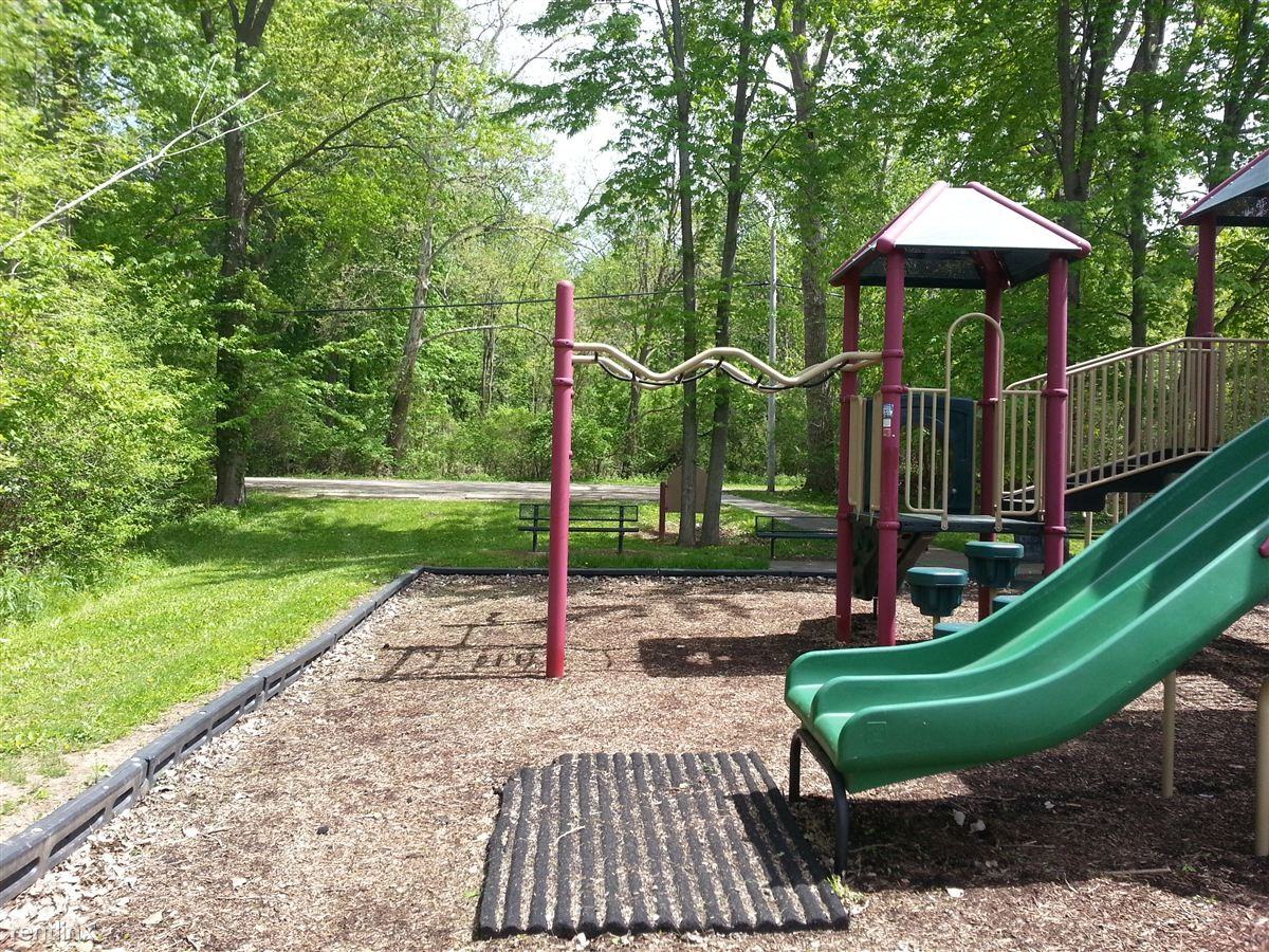 North Huron Shores MHC Apartments 33151 Fort Rd, Rockwood, MI 48173