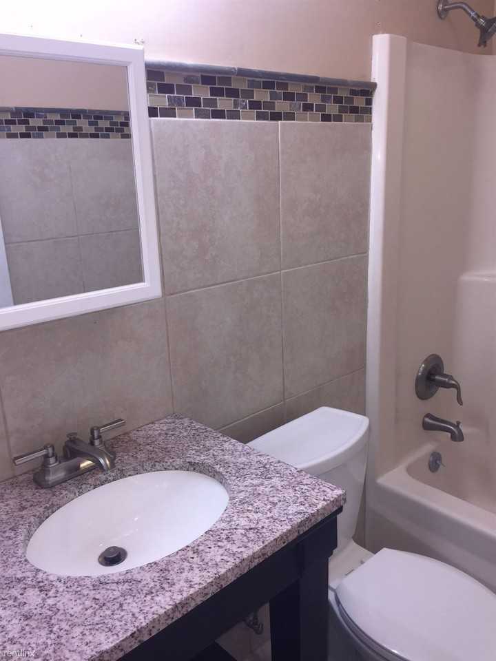 Millpond village Apartments 175 Mill Pond Rd 301, Hamden, CT 06514