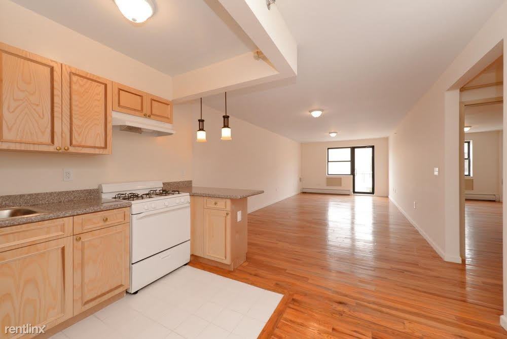 Hilton Ave & Mulford Pl Apartments Hilton Ave, Hempstead, NY 11550