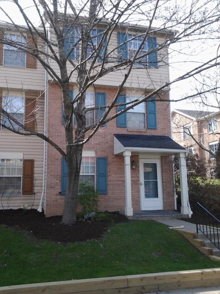 3287 Dawson St, Pittsburgh, PA 15213 3 Bedroom Apartment for Rent for