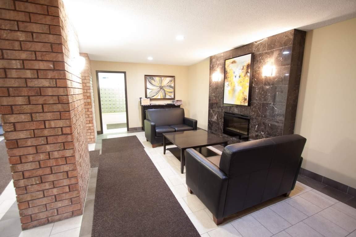 Windermere Place II Apartments 665 Windermere Rd, London, ON N5X 2Y6