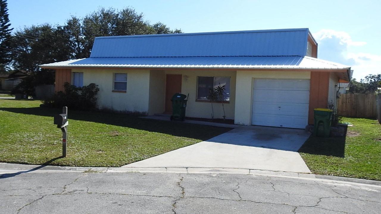 2600 Via Napoli Ct, Merritt Island, FL 32953 3 Bedroom Apartment for