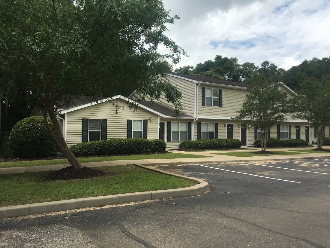 Springwood Townhomes Apartments 2660 Old Bainbridge Rd, Tallahassee