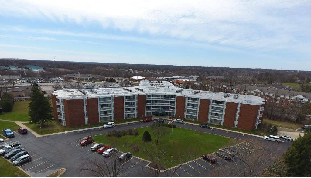 Surrey Hill Apartments 201 N Tyler Rd, St. Charles, IL 60174 Zumper