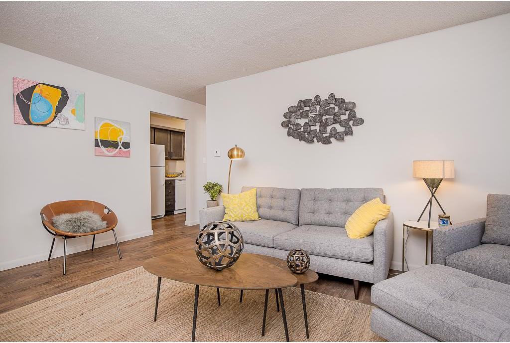 University Crossing Apartments and Townhomes 2501 Soldiers Home Rd