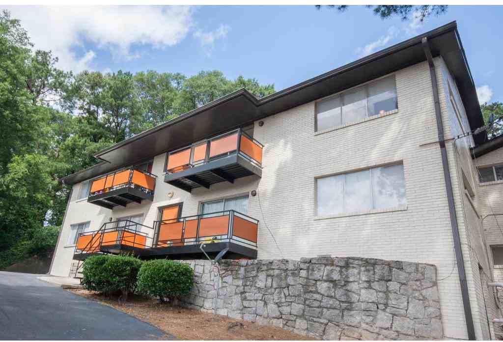 Buckhead Creek Apartments 2822 Buford Hwy NE, North Atlanta, GA 30329