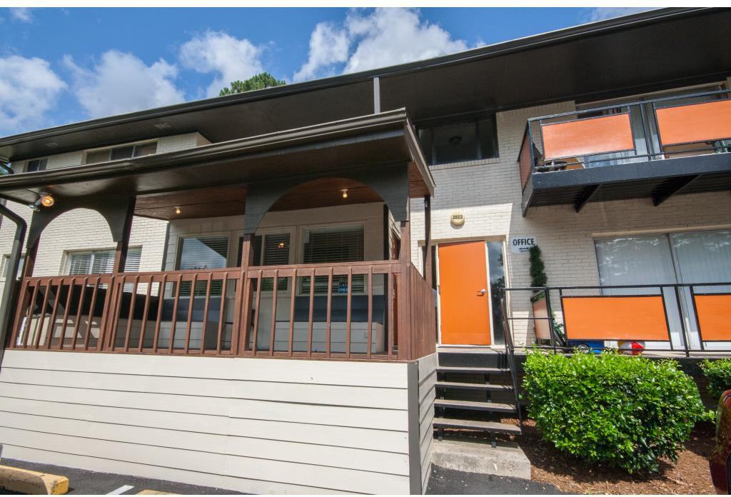 Buckhead Creek Apartments 2822 Buford Hwy NE, North Atlanta, GA 30329