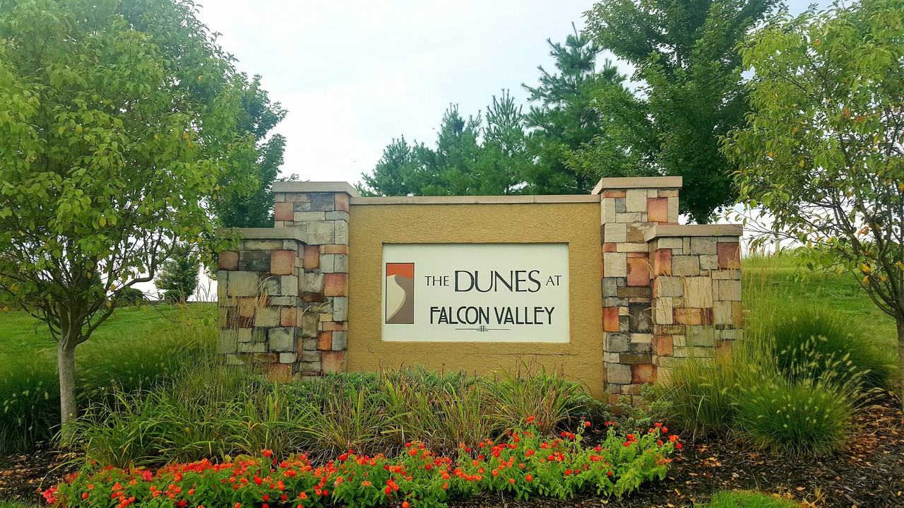 The Dunes at Falcon Valley Apartments 19501 W 102nd St, Lenexa, KS