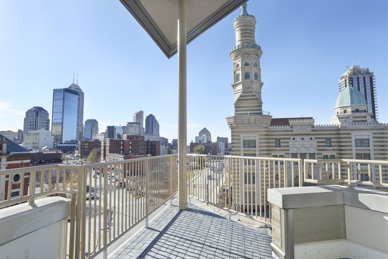 Millikan on Mass Apartments 551 Massachusetts Ave, Indianapolis, IN