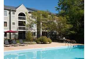 Woodside Apartments 7525 Woodside Ln, Lorton, VA 22079 Zumper