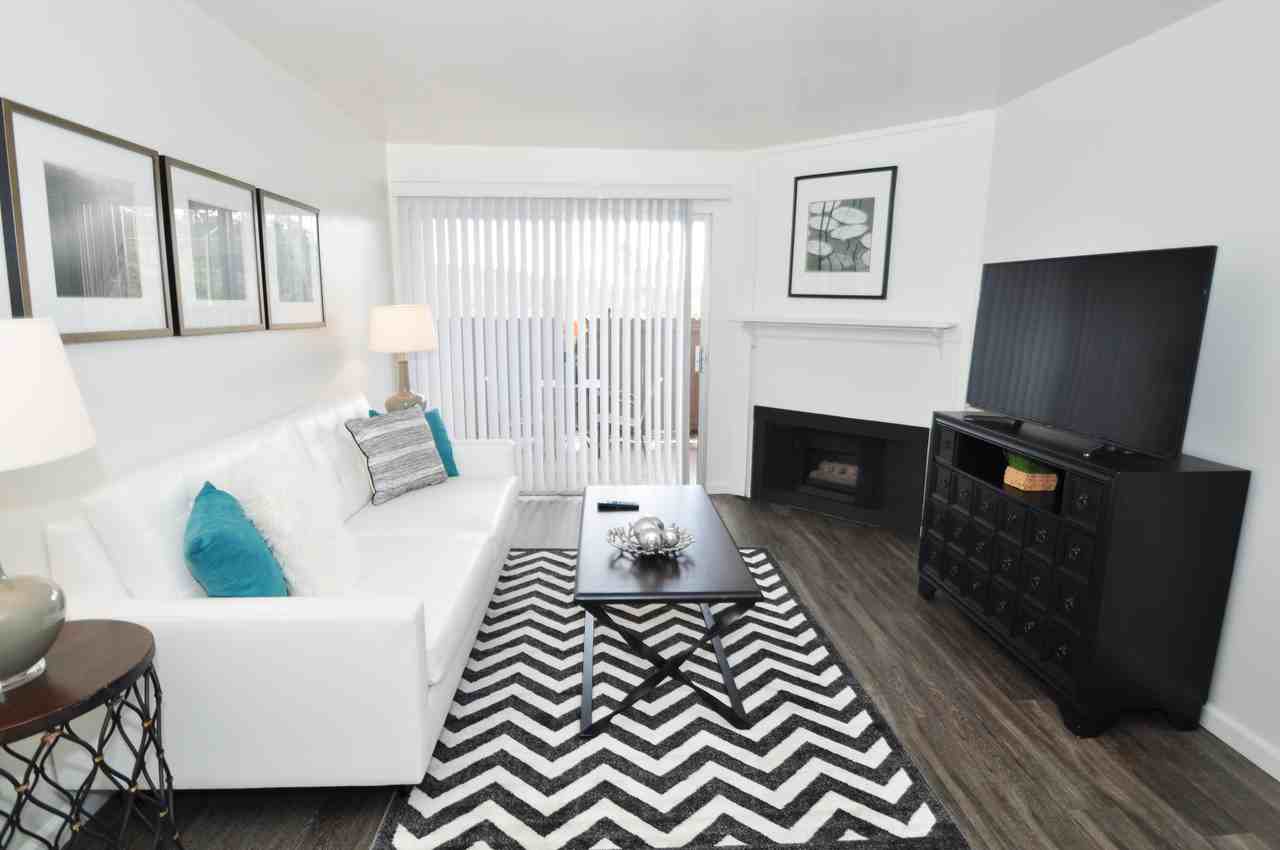 Tierrasanta Ridge Apartment Homes Apartments 5410 Repecho Dr, San