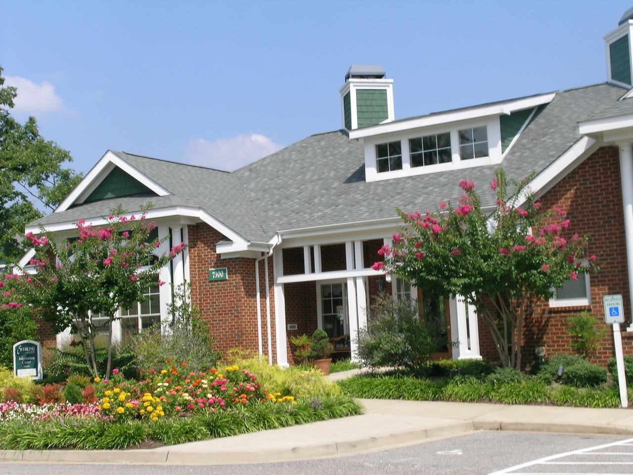 Sterling Glen Apartments 7300 Southwind Dr, Chesterfield, VA 23832