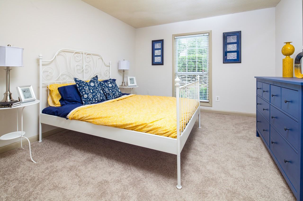 Clifton Glen Apartments 500 Hambrick Rd, Stone Mountain, GA 30083