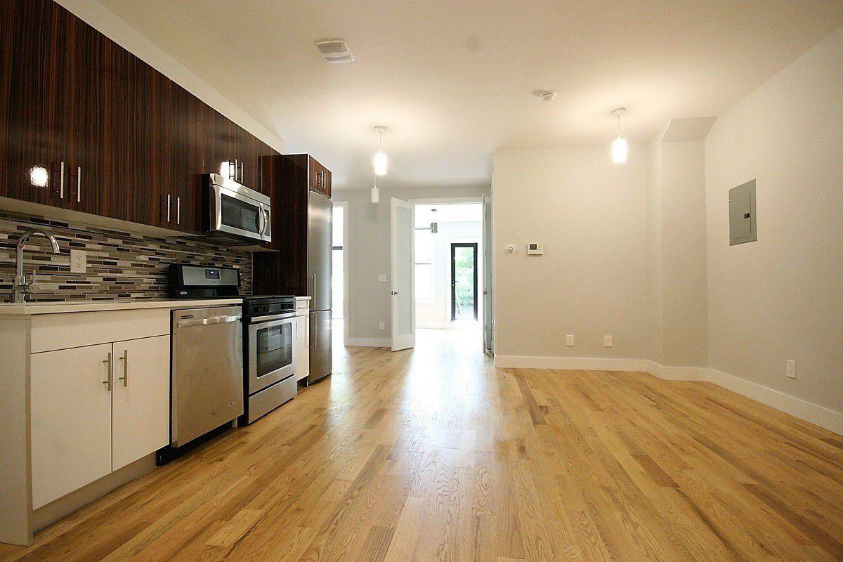 1044 Putnam Avenue 3, New York, NY 11221 4 Bedroom Apartment for
