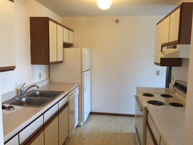 Winchester Place Apartments 11307 Robinson Dr, Coon Rapids, MN 55433