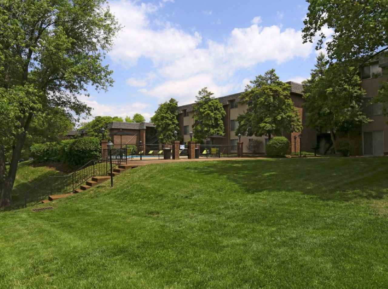 Covenant Crossing 108 Thompson Ln, Nashville, TN 37211 Apartment