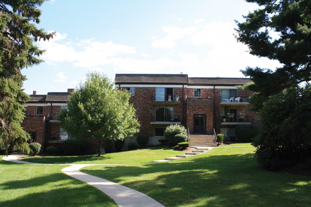 The Heights at Marlborough Apartments 39 Briarwood Ln, Marlborough, MA 01752 Zumper