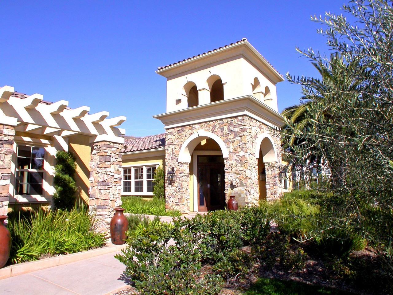 Portofino Apartment Homes Apartments 2500 Northside Dr, San Diego, CA