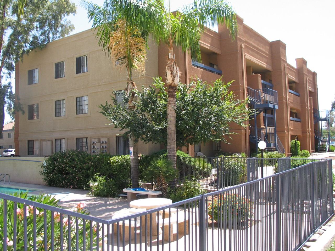 Apple Apartments 4880 E 29th St, Tucson, AZ 85711 Zumper