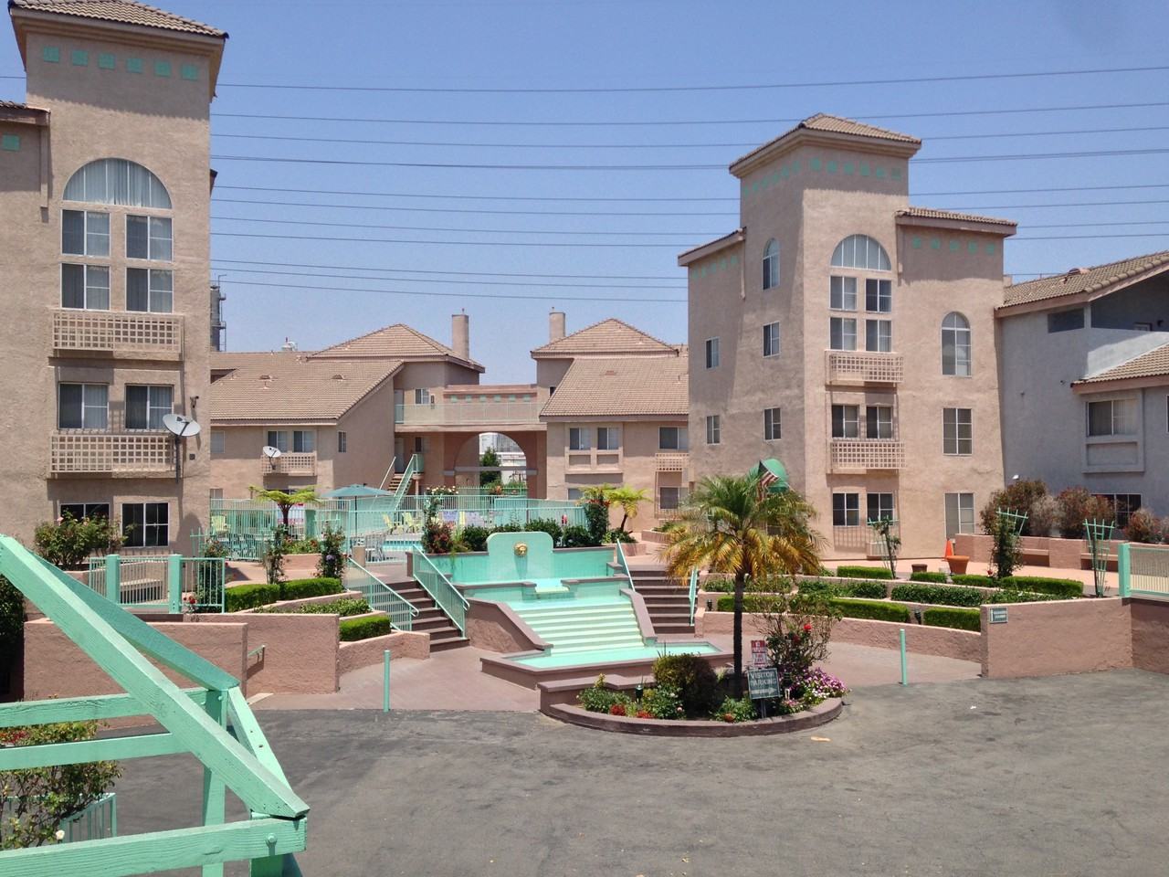 Somerset Village Apartments 8635 Somerset Blvd, Paramount, CA 90723 Zumper