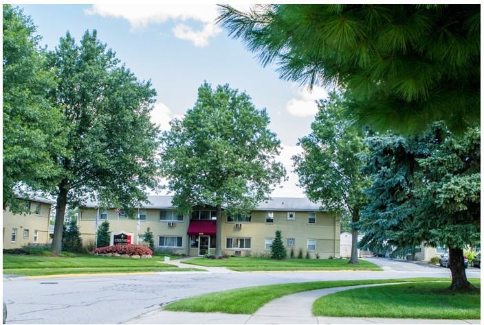 Crestview Apartment Homes Apartments 838 N Elmer St, Griffith, IN