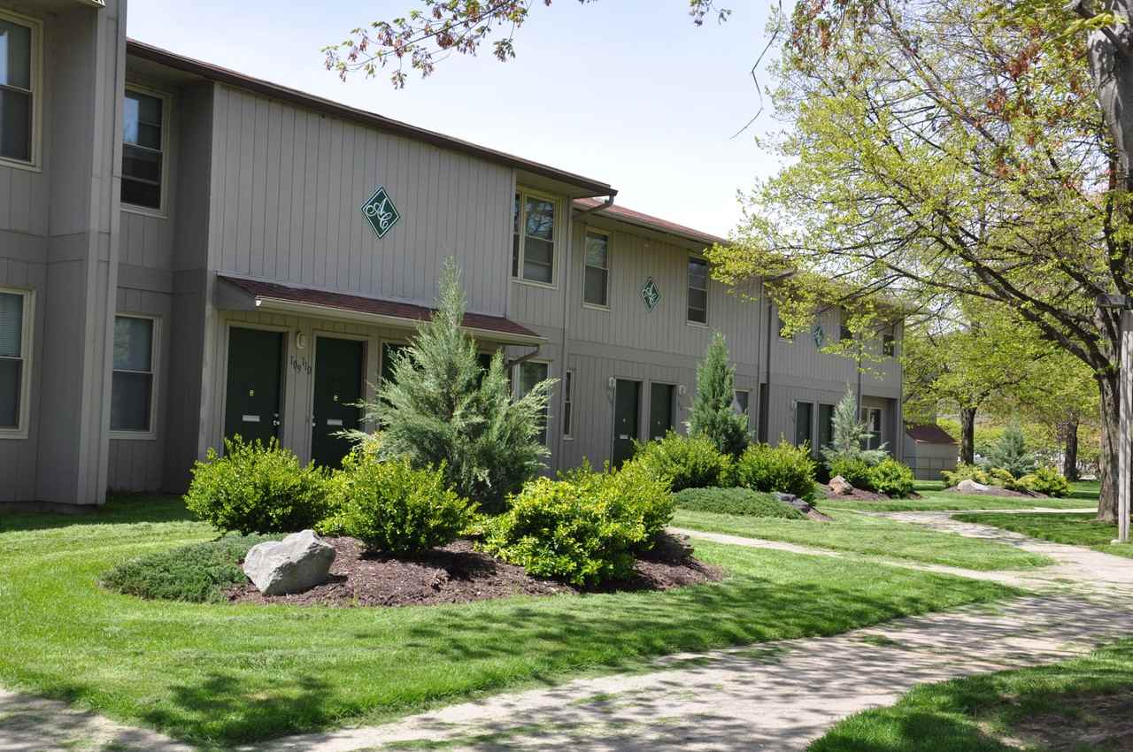 Apple Creek Townhomes Apartments 265 Denison Pkwy E, Corning, NY 14830 Zumper