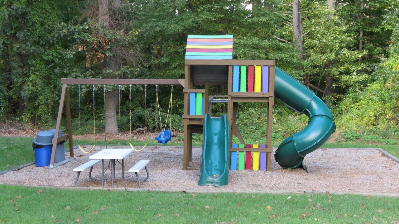 Christopher Manor Apartments 11 Collins St, Seabrook, NH 03874 Zumper