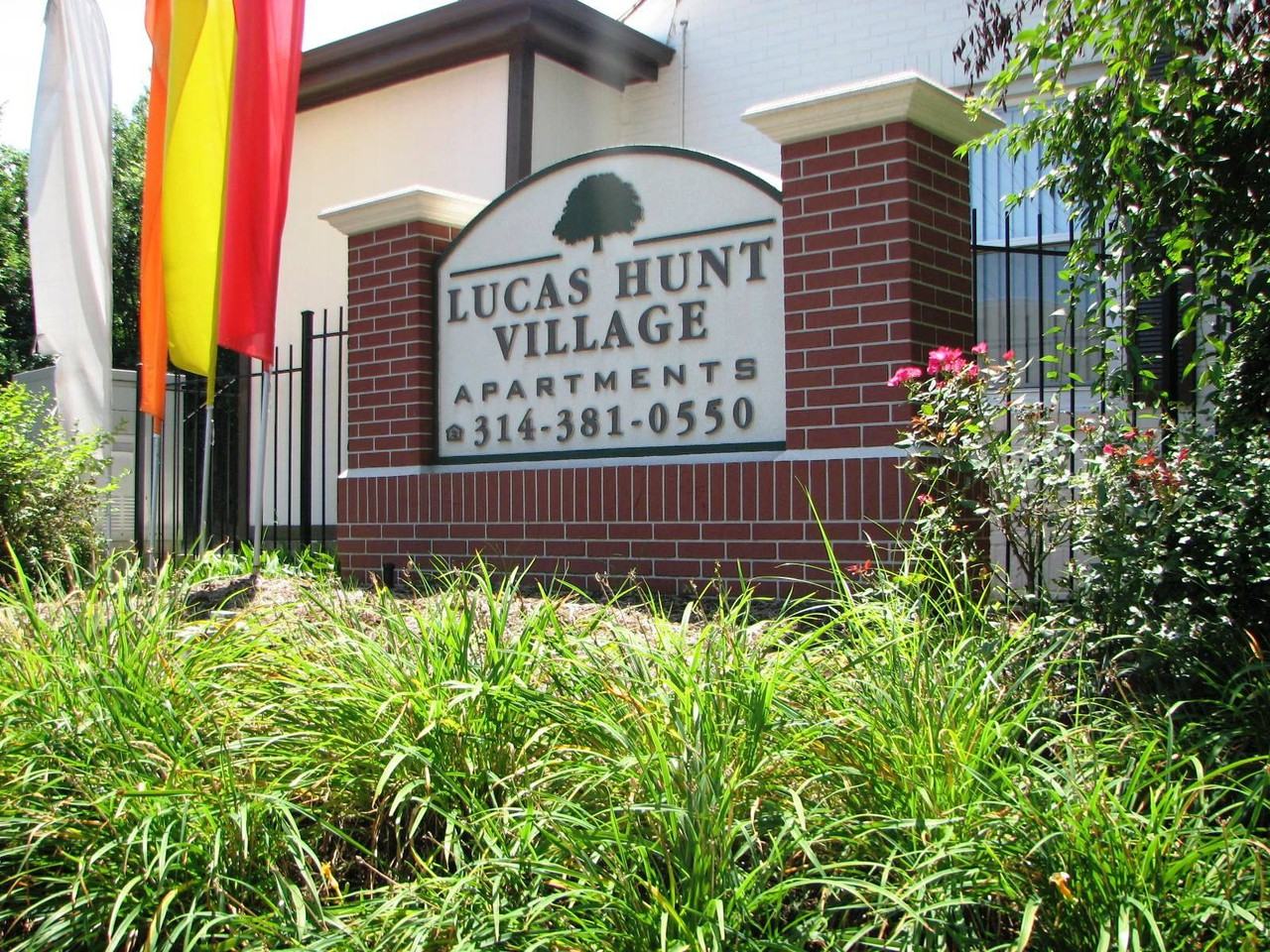 Lucas Hunt Village Apartments 5303 LucasHunt Rd, Jennings, MO 63121