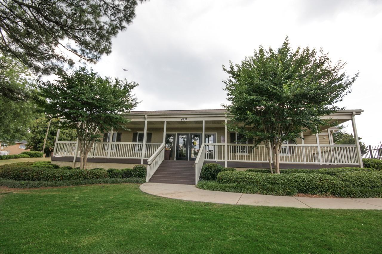 Parkside Crossing Apartments 4233 Jonesboro Rd, Forest Park, GA 30297