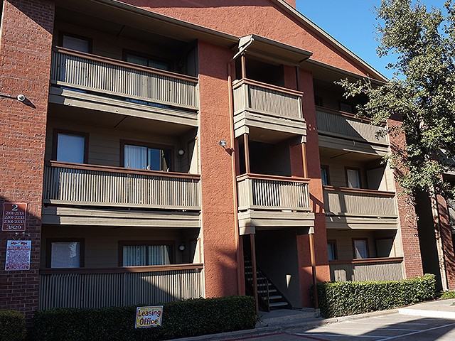 Cielo Ranch Apartments 3829 Gannon Ln, Dallas, TX 75237 Zumper