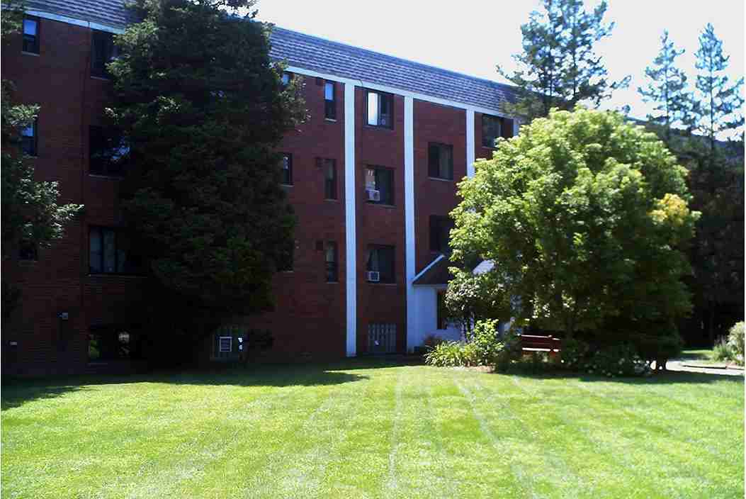 Whitehall Place Apartments 1553 Parkline Dr, Whitehall, PA 15227 Zumper