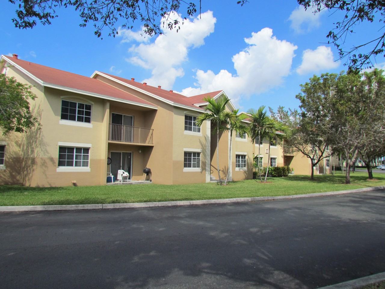 Monterey Pointe Apartments 1400 E Mowry Dr, Homestead, FL 33033 Zumper