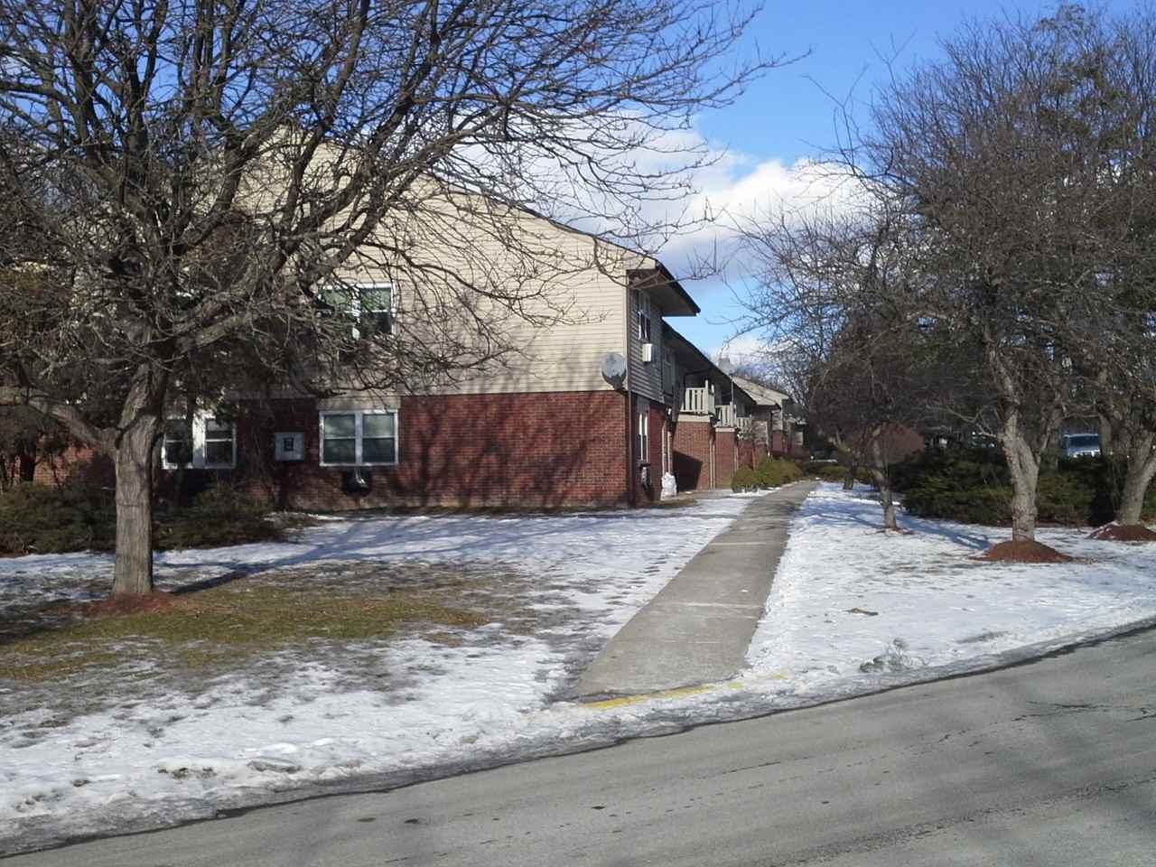 Cambridge Manor Apartments 38 Stone Ridge Rd, Middletown, NY 10941