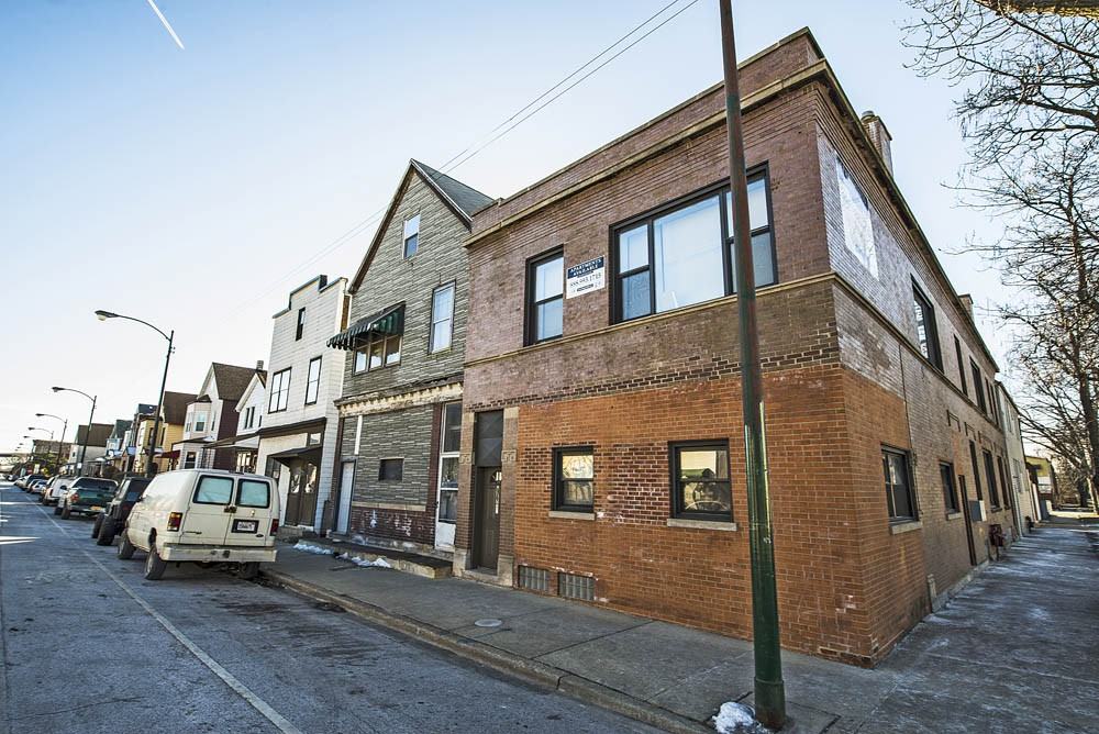 9600 S Avenue L Apartments in East Side, Chicago, IL 60617 Zumper