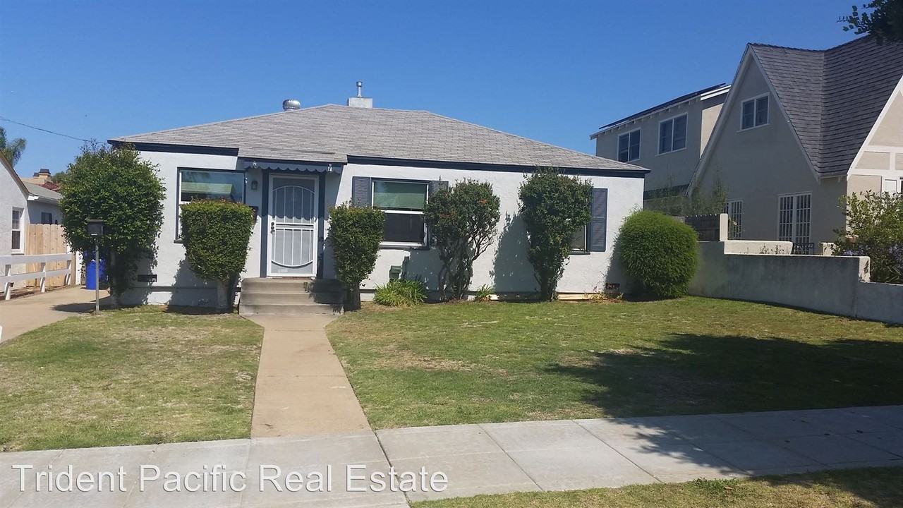 Apartments for Rent 326328 H Avenue 328 H Ave, Coronado, CA 92118