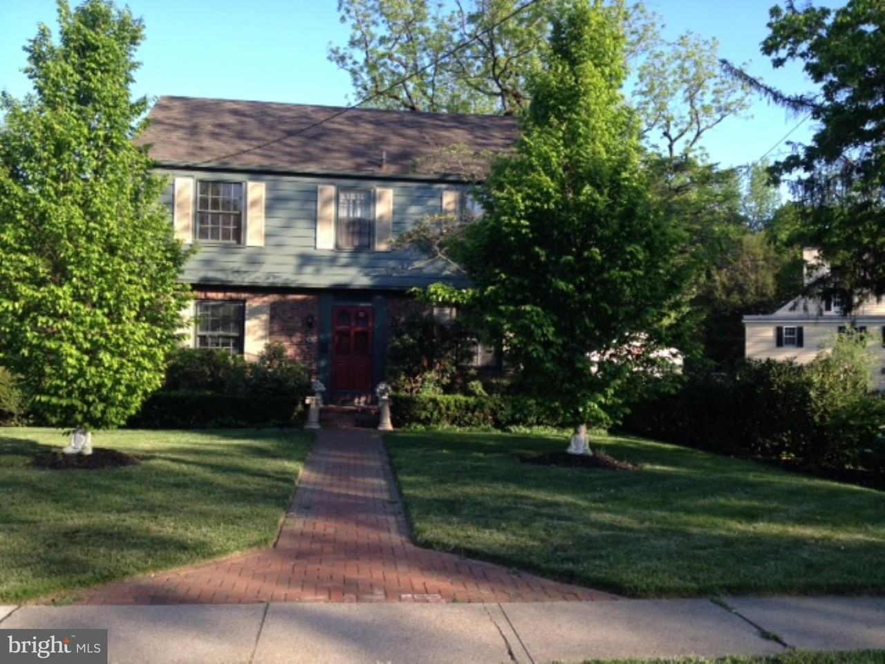 6 East Chestnut Street, Bordentown, NJ 08505 2 bedroom House Rental