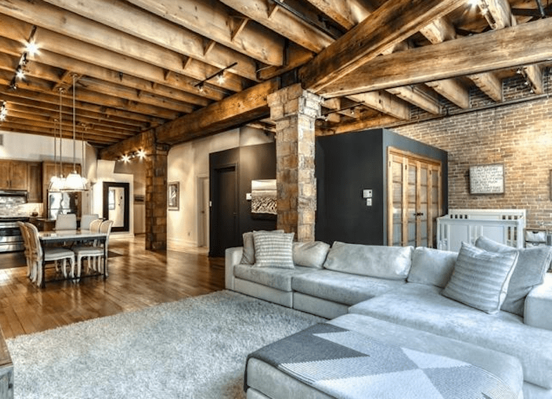 65 Rue SaintPaul Ouest, Montréal, QC H2Y 2 Bedroom Condo for 3,500