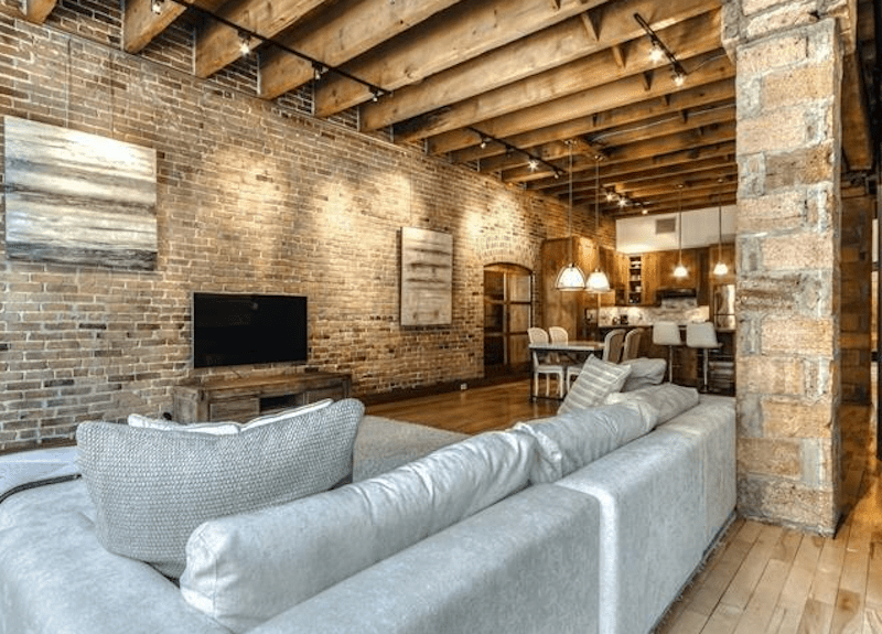 65 Rue SaintPaul Ouest, Montréal, QC H2Y 2 Bedroom Condo for 3,500