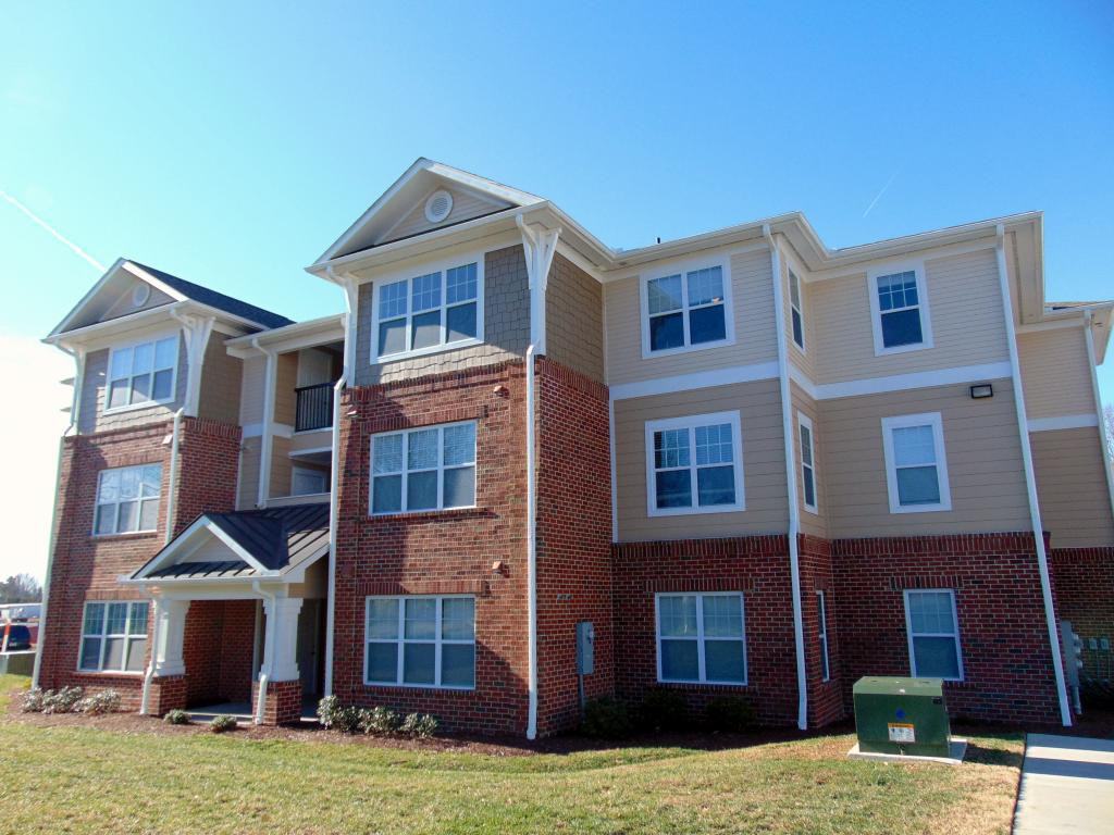 Woodland Bluff Apartments 125 Woodland Dr, Elkin, NC 28621 Zumper