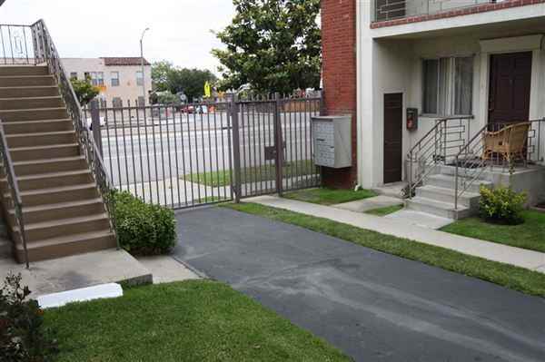 Crenshaw One Apartments 5925 Crenshaw Blvd, Los Angeles, CA 90043