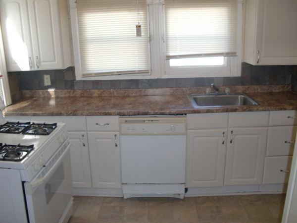 Section 8 OK WATER INCLUDED 2 Family house Near Dort and 69