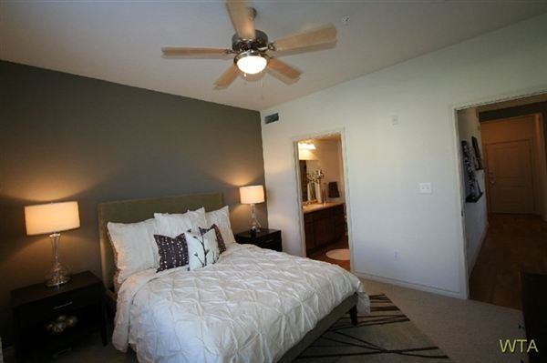 sunrise and aw grimes Apartments in Chandlere Crossing, Round Rock, TX